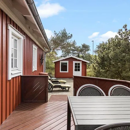 Semesterbostad 3690-nexo-hovedgade-2